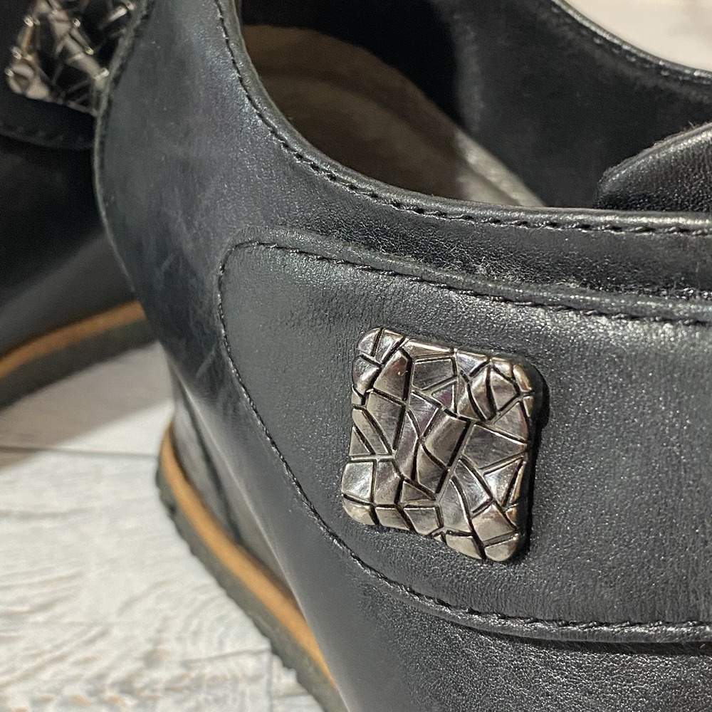 Earth Zanza Booties Womens 7.5 B Black Soft Leather Wedge Ankle Boots Hook Loop - Picture 15 of 16